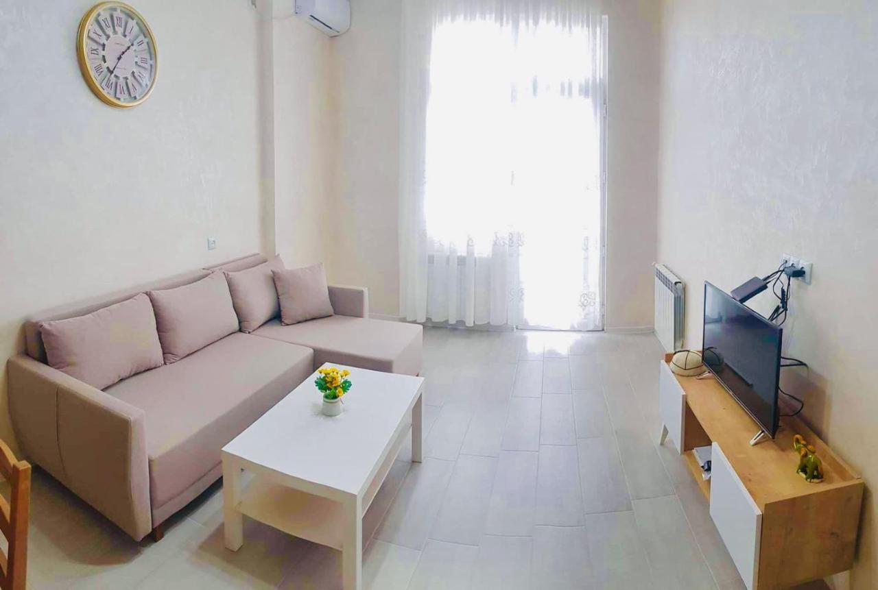 Tameo Apartment Батуми Экстерьер фото