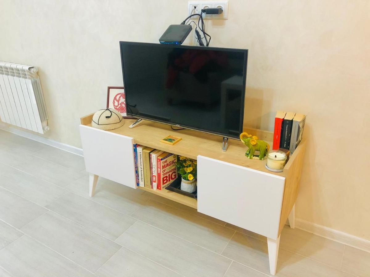 Tameo Apartment Батуми Экстерьер фото